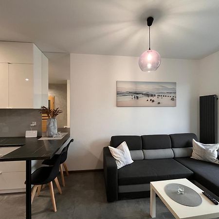 Relax Apartments - Gdansk Central & Parking Exterior photo