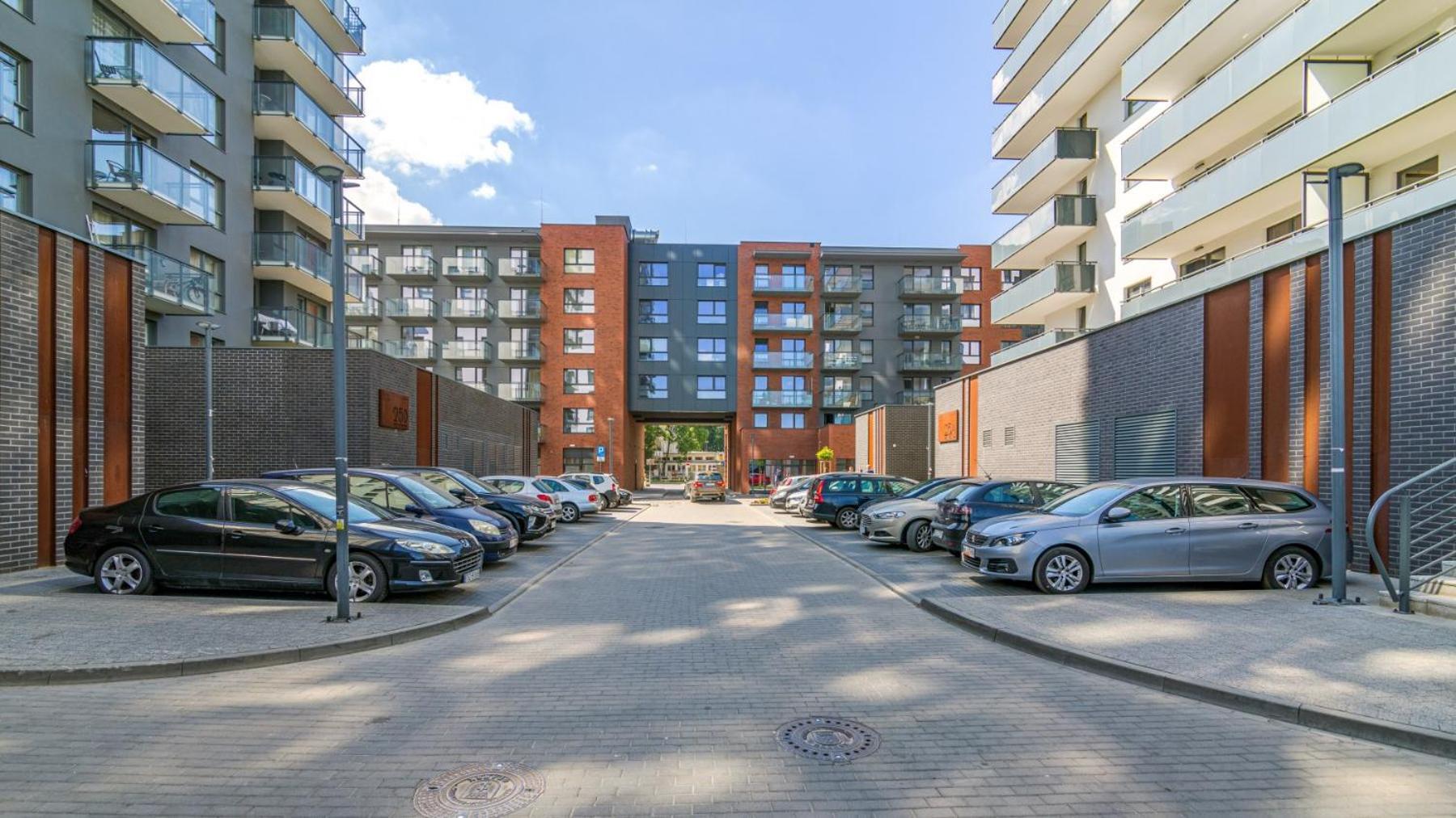 Relax Apartments - Gdansk Central & Parking Exterior photo
